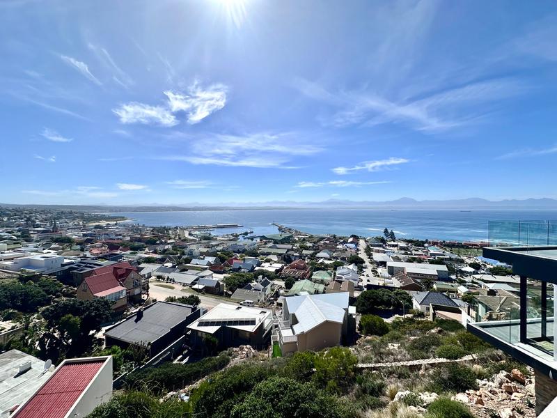 3 Bedroom Property for Sale in Linkside Western Cape